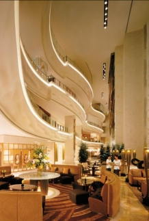 Shangri- La Hotel