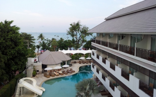 D-Beach Pattaya Discovery Beach Hotel