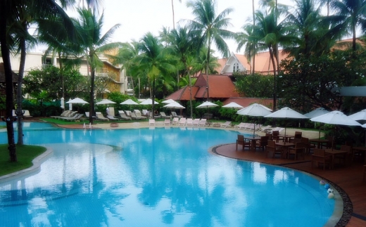 Patong Beach Hotel