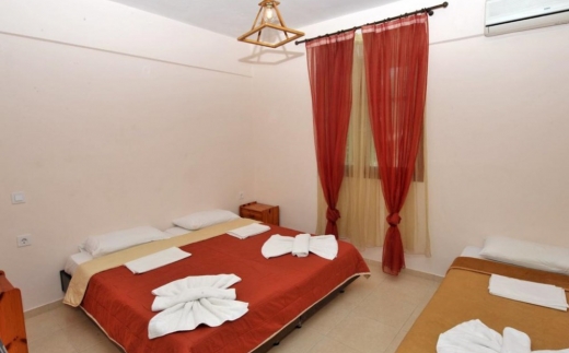 Coralli Holidays Rooms & Apartments