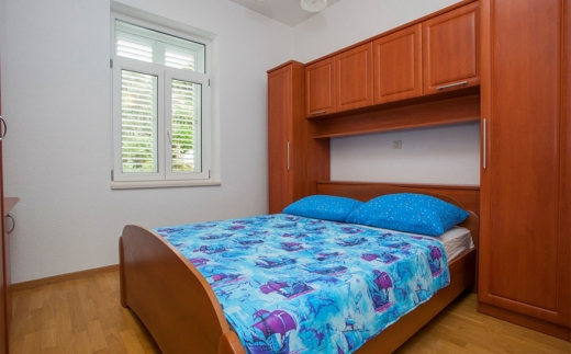 Apartments Podgora
