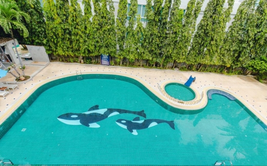Karon Whale Resort