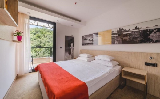 Hec Residence