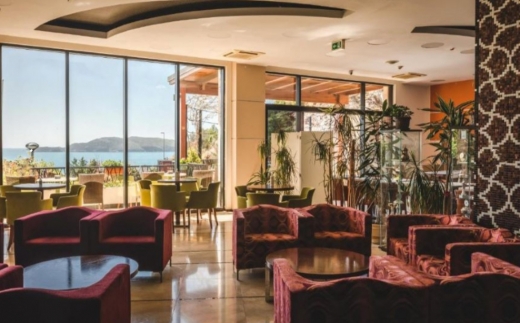Hec Residence