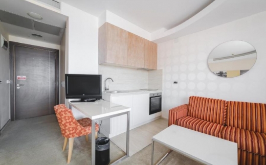 Hec Residence
