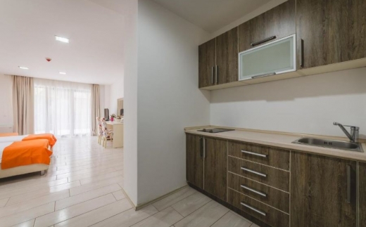 Hec Residence
