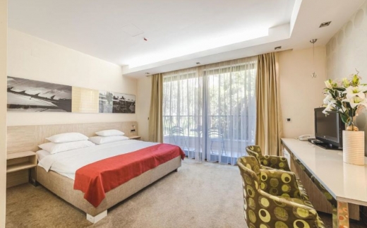 Hec Residence