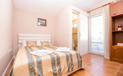 Apartments Lazovic