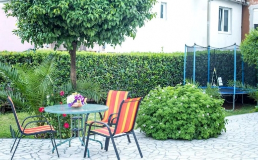 Apartments Lazovic