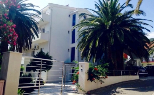 Apartments Lazovic