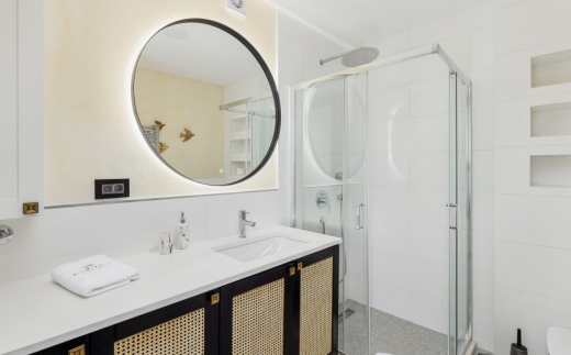 Dimitris Residence