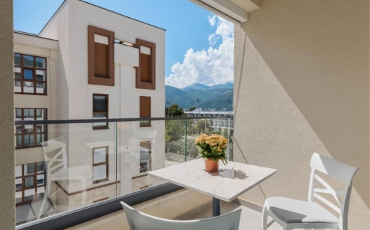 Dimitris Residence