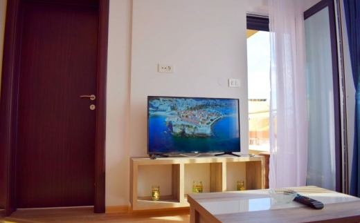 Apart-Hotel Maini