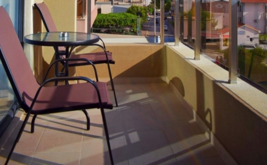 Apart-Hotel Maini