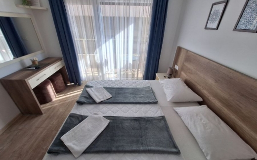 Apart-Hotel Maini