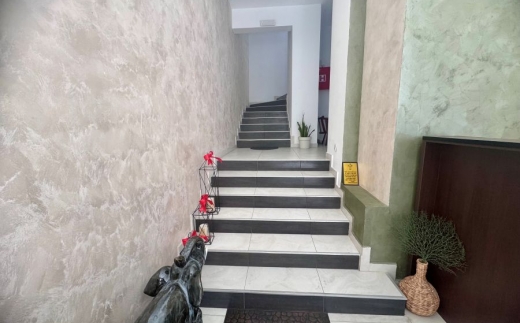 Apart-Hotel Maini
