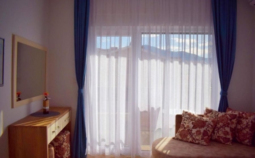 Apart-Hotel Maini