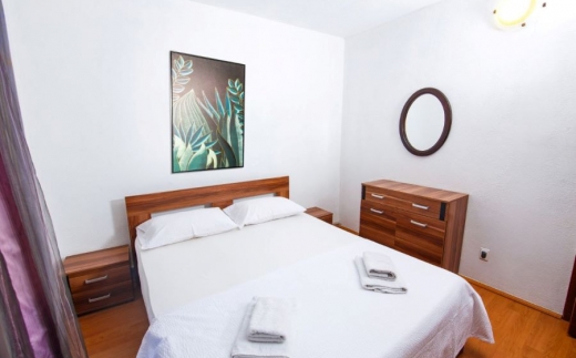 Guest House Violet Economy