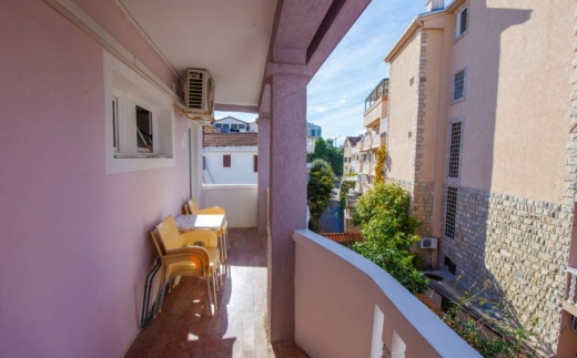 Guest House Violet Economy