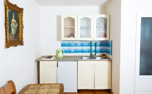 Guest House Violet Economy