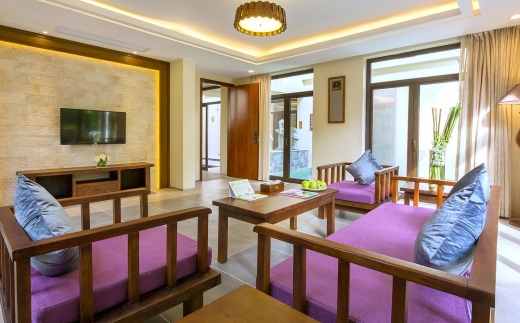 Yalong Bay Villas & Spa