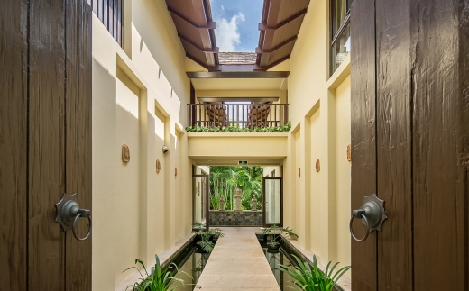 Yalong Bay Villas & Spa