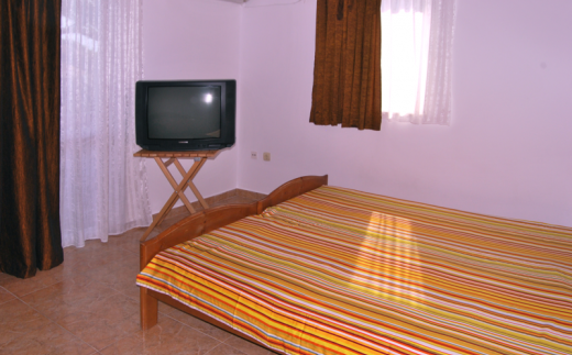 Villa L