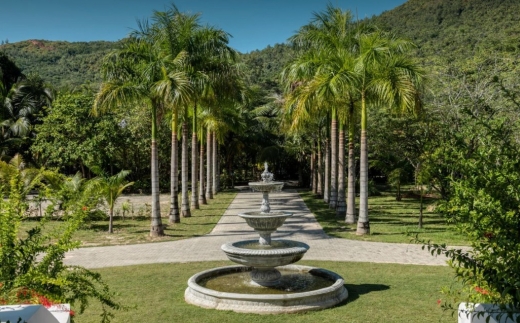 La Cigale Estate