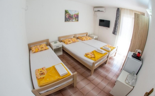 Guest House Lotos