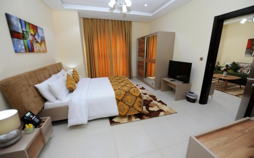 Al Mansour Park Inn Hotel