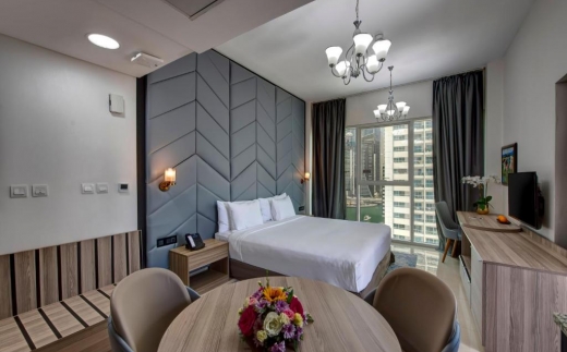 Royal Regency Suites Dubai Marina