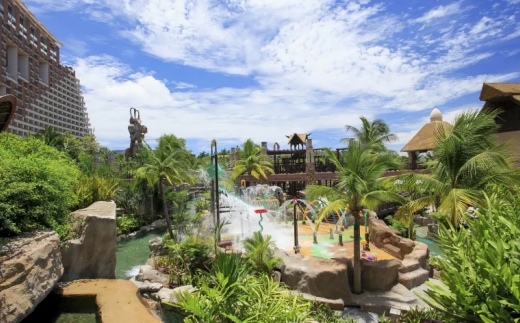 Centara Grand Mirage Beach Resort Pattaya