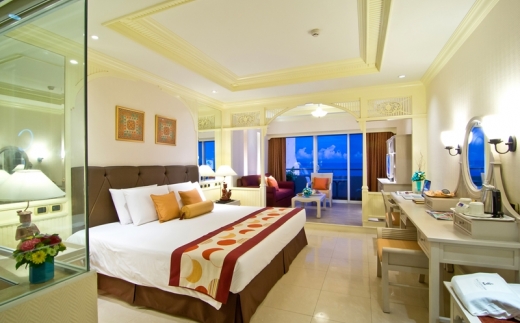 Royal Cliff Beach Hotel