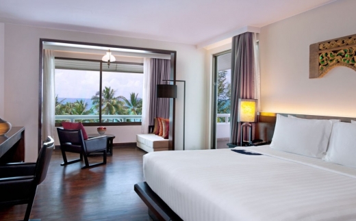 Le Meridien Phuket Beach Resort