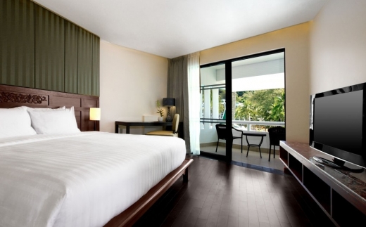 Le Meridien Phuket Beach Resort