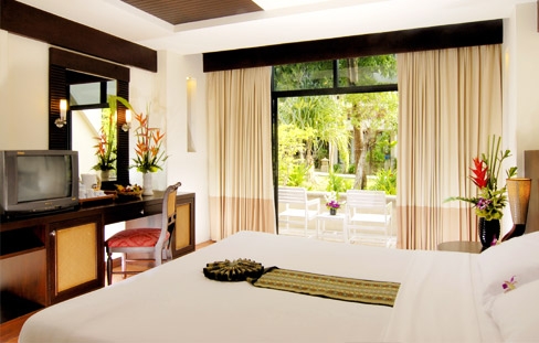 Thara Patong Beach Resort & Spa