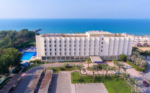 Bm Beach Hotel