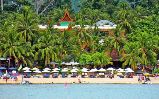 Thai House Beach Resort