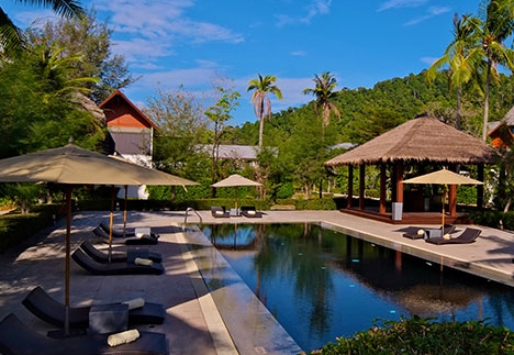 Twin Lotus Resort & Spa