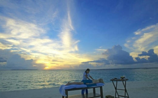 Island Hideaway At Dhonakulhi Maldives