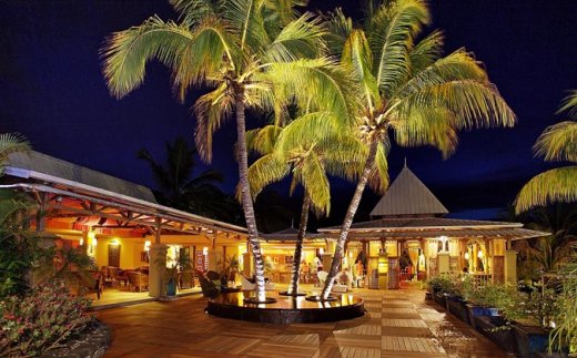 Le Paradise Cove Hotel & Spa