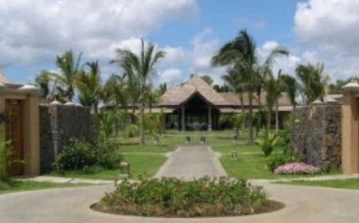 Maradiva Villas Resort & Spa