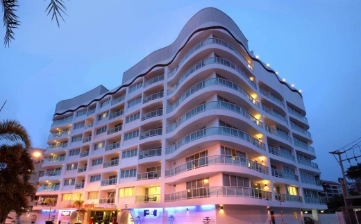 Amari Nova Suites Pattaya