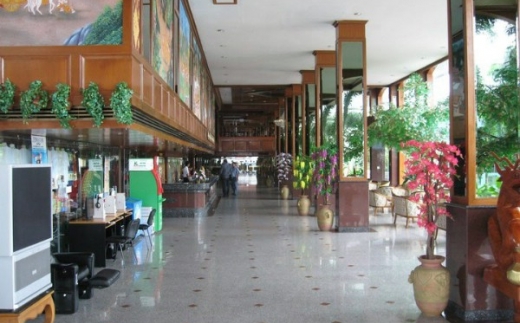 Jomtien Holiday Hotel