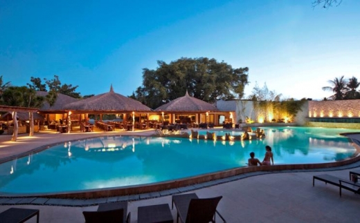 Bluewater Maribago Bech Resort