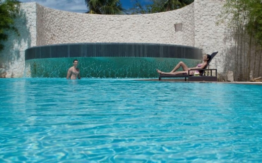 Bluewater Maribago Bech Resort