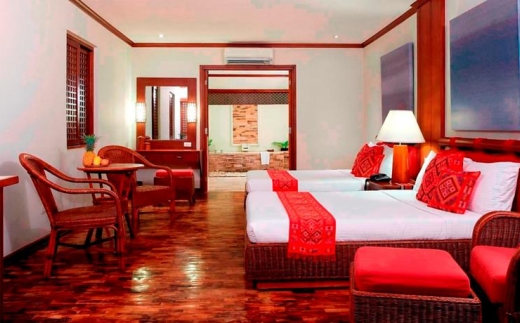 Bluewater Maribago Bech Resort