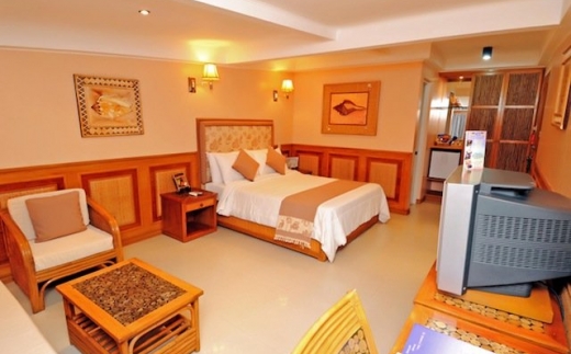 Red Coconut Beach Hotel