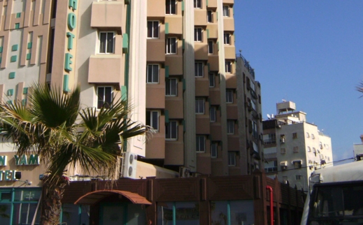 Bat Yam Armon Yam