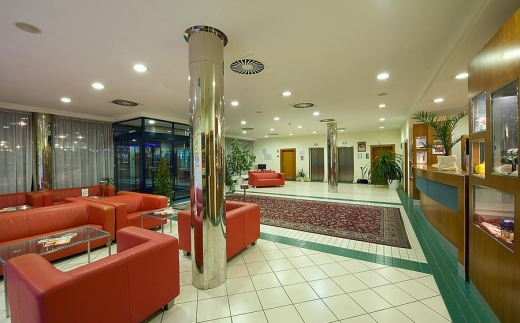 Ramada Airport Prague